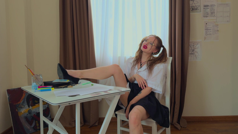 Lilith Liber: I Don't Want to Study, but I Want to Jerk...