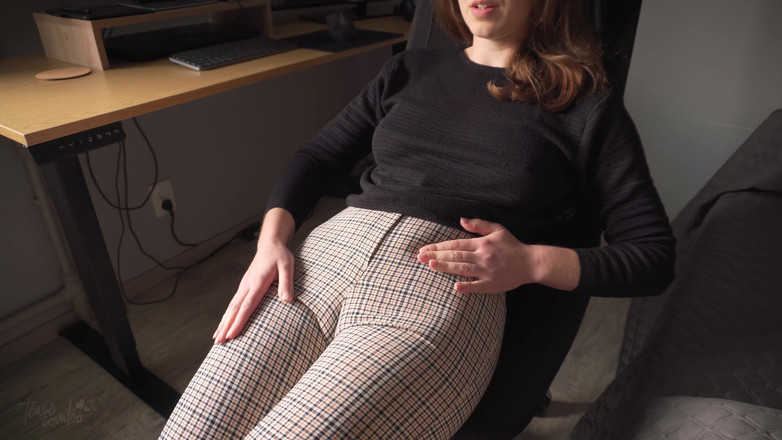 Teasecombo 4K: Cameltoe rekan kerja nakal menggoda dan menyangkal