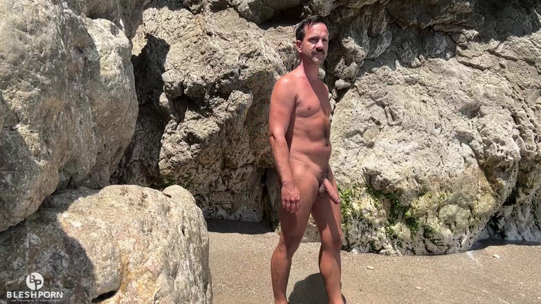 bleshporn: Tim blesh visita le spiagge di nonni