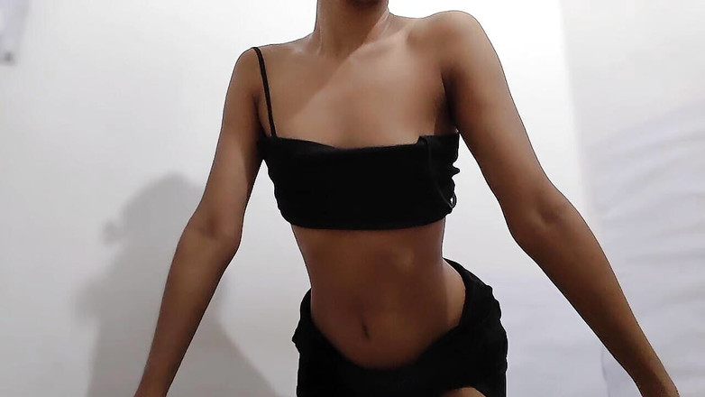 desigirl93: Indian Vergin Loszka grać z jej cipki