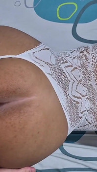 Lần ra mắt của tôi trong phim khiêu dâm! Đây là lần đầu tiên tôi được đón trước ống kính, tôi rất lo lắng!
