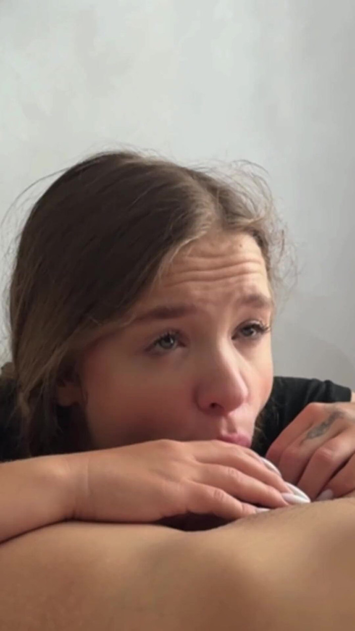 xKendy: Wahrheit Oder Pflicht Mit Der Kleinen Schwester Meiner Freundin Spielen