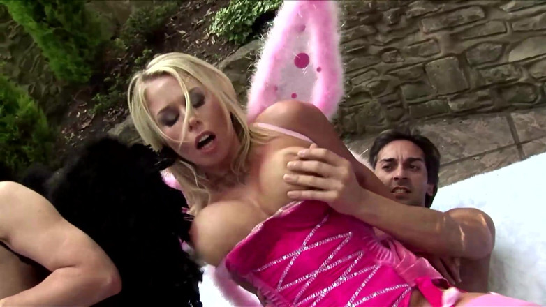 MMV BEST MOVIES AND CLIPS: Gagica zână îi oferă o dorință sălbatică de sex în trei în aer...