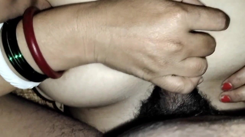 Sex041987: Eu deixei bhabhi com meu pau esguichando hoje à noite