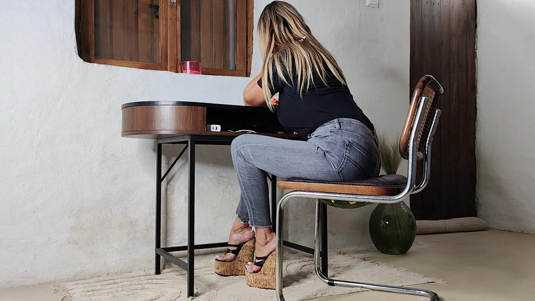 Goddess Lena: Hete Sleufels