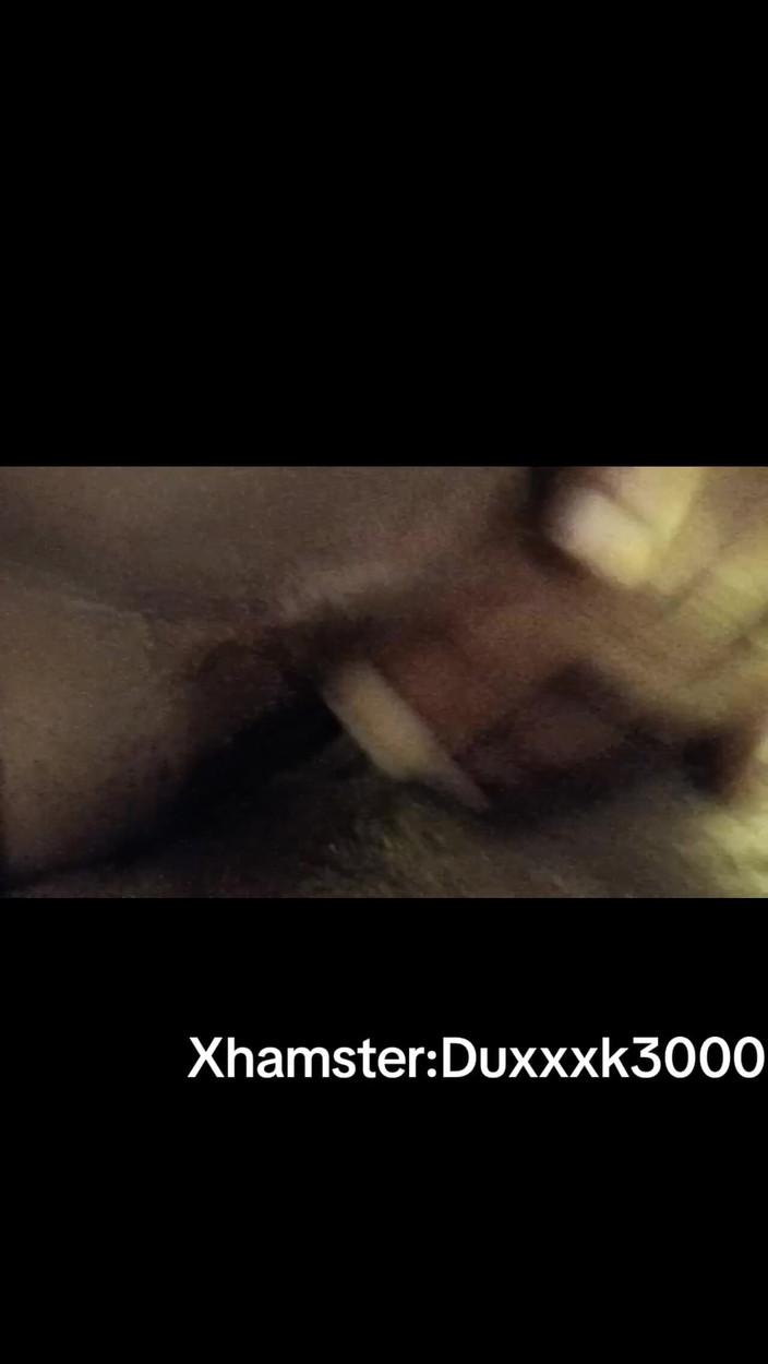 Duxxxk3000: 玩弄我的阴户