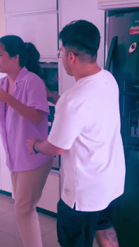Rakan saya membantu isteri saya kerana dia lemas