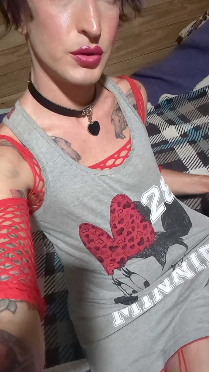 Sisssyl: Femboy parle