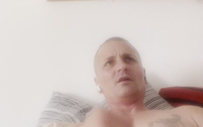 Alexjg80: Masturbare