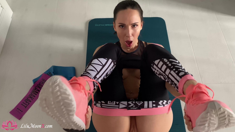 Lilu Moon: Lilu Moon Deepthroats Fitness Coach's Big Cock &amp; Rough Fucks Till...