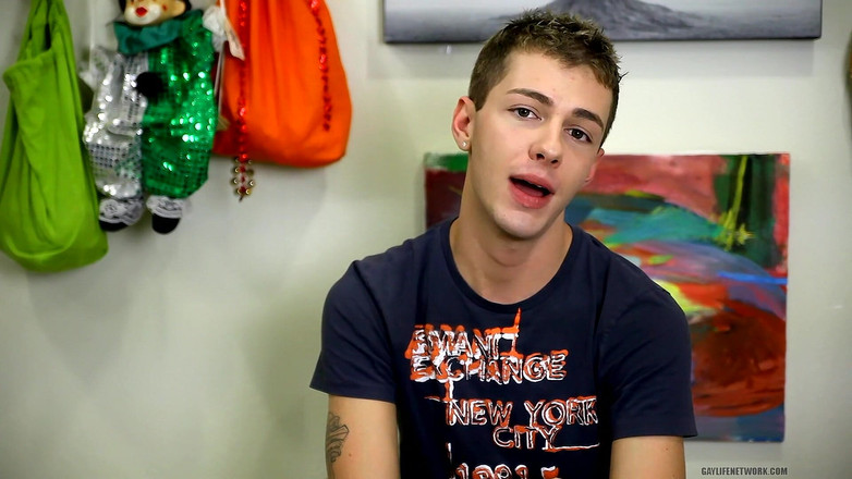 Lollipop Twinks: Un minet décrit ce qu’il aime