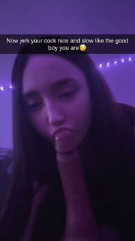 Joyliii adora far sì che la gente abbia un vantaggio su Snap