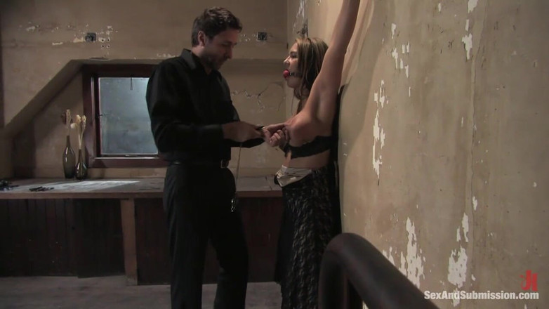 Sex and Submission by Kink: Trina Michaels - Sex și supunere de Kink