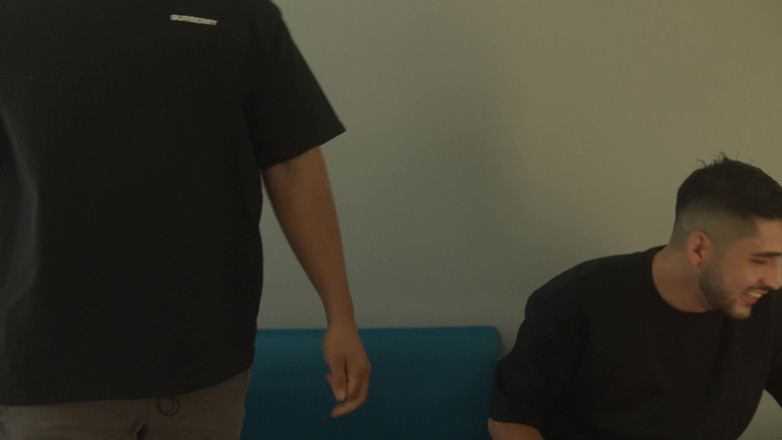 NPNS Club XXX: Eu como a namorada do meu melhor amigo enquanto faço...