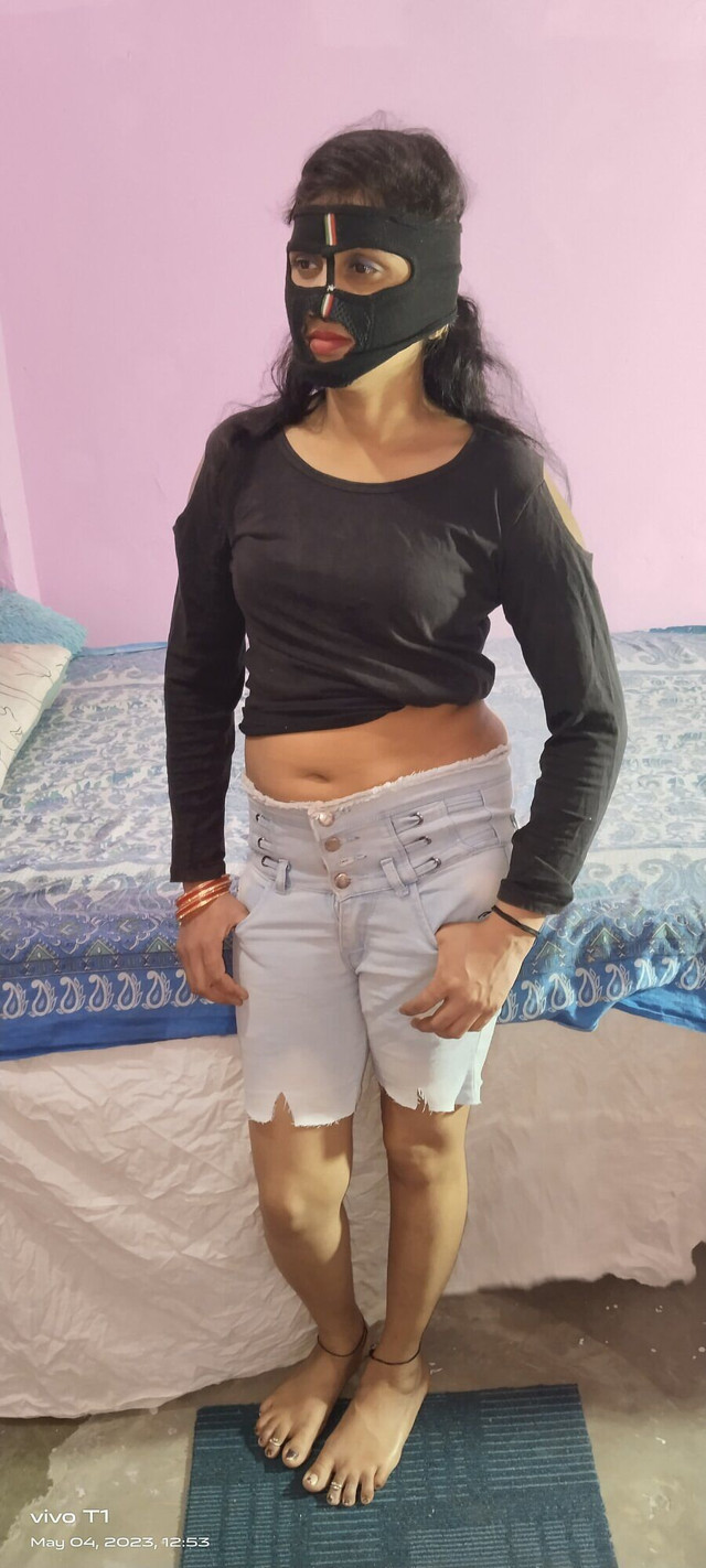 The Amazing Youth of Hot Girlfriend (Kushum)