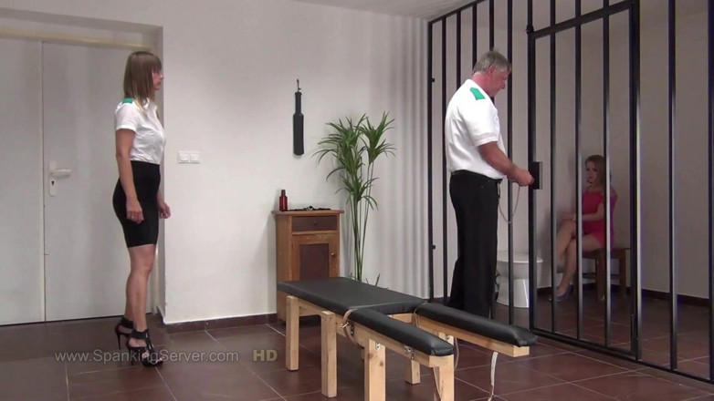 Spanking Server: Sasha strap