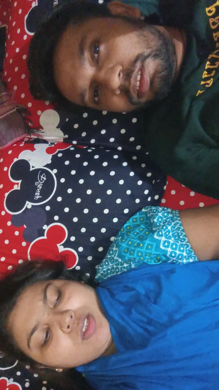 Desi Video BD: Inderin bhabhi und freund im hotelzimmer