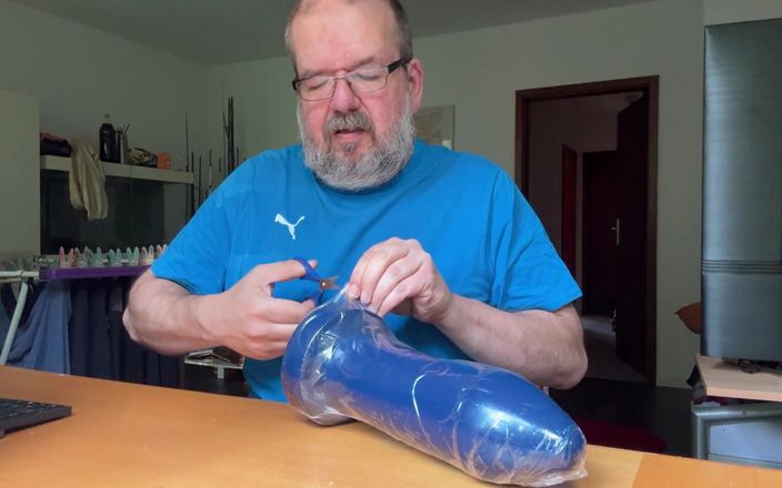 Qualzucht: Novo vibrador! Teste: Velho versus novo!