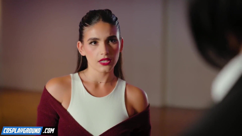 Cosplayground: Isa Bella balla e viene su un grosso cazzo - Parodia...