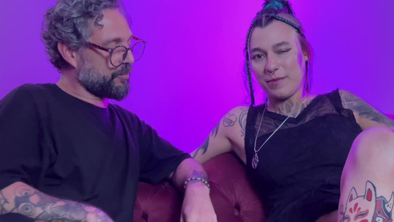 Quente club: Dlouise și Mario vorbesc despre fetișurile lor