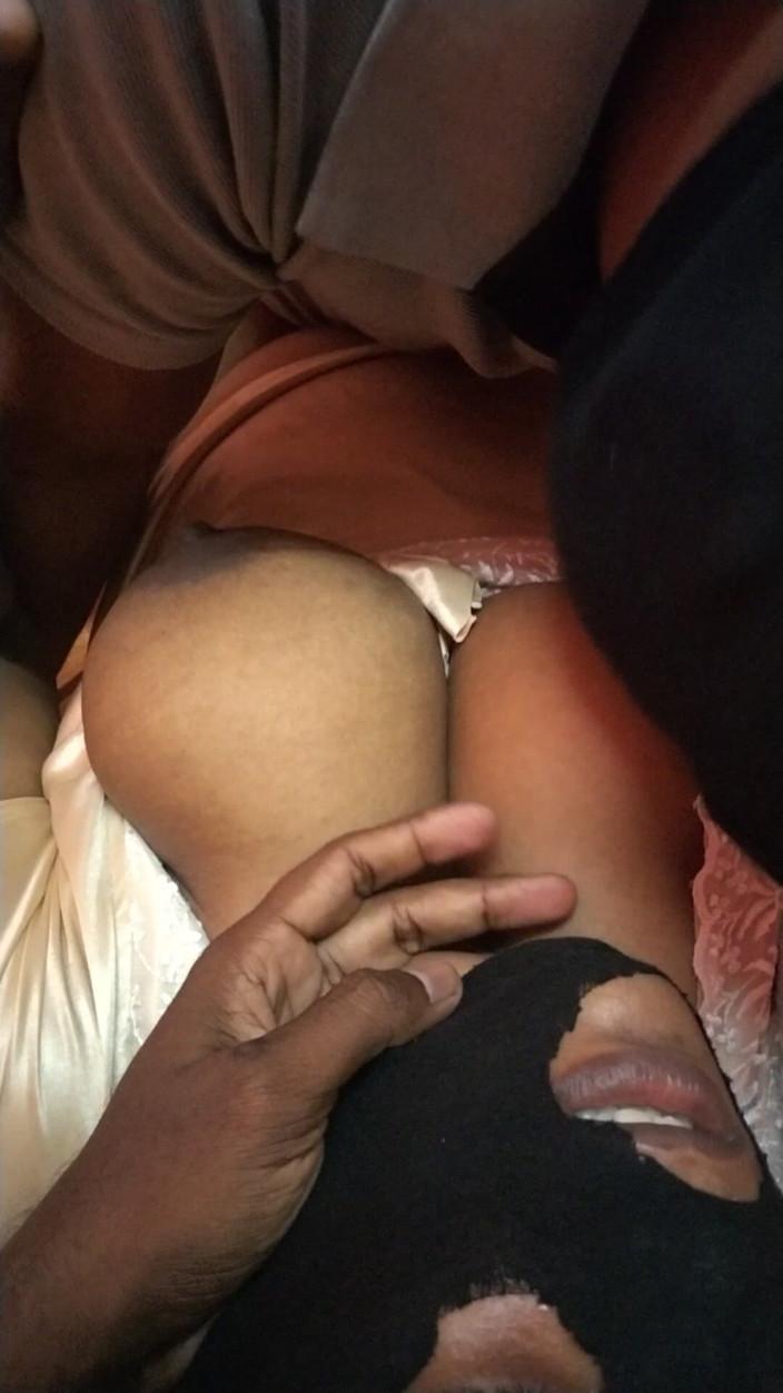 Benita sweety: Per emi sesso davanti al marito