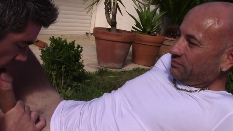 Gaybareback: Gay fucked bareback by 2 tops in exhib outdoor garden