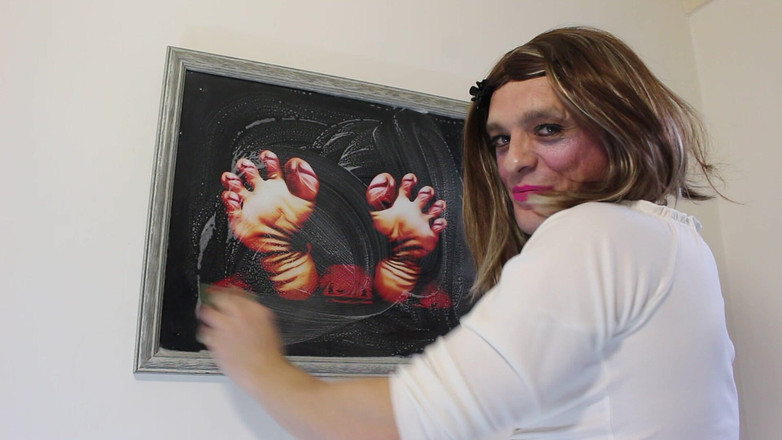 Lilly Disgrace: Cleaning Cocktoes Picture