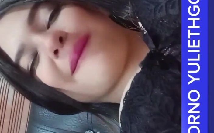 Yulieth Gomez: Il capo scopa la sua cameriera nella stanza della matrigna