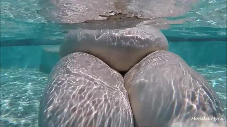 BBW Pleasures: Ssbbw-buikspel in het zwembad