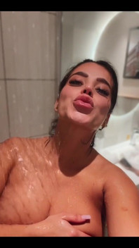 We Shower Baby