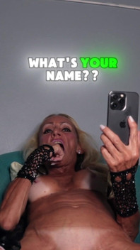 Stepmommy Loves Sucking Her Fingers & Pussy Taste