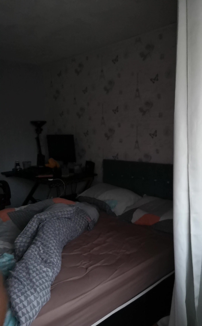 Amadeus: Утром все, готовясь сделать некоторые резиновые покупки для кожи гордость в хупени в этом месяце.