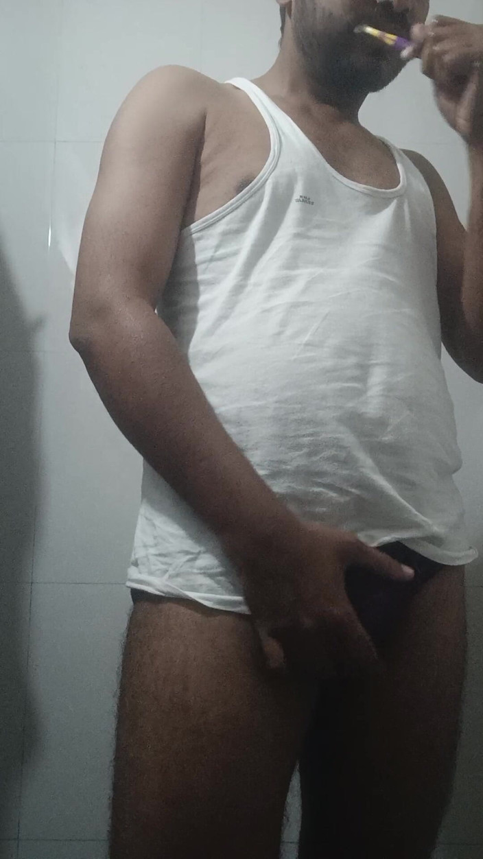 Tausif khan: Pune Main Koi Hain Kya Mujse Chudna Cahe