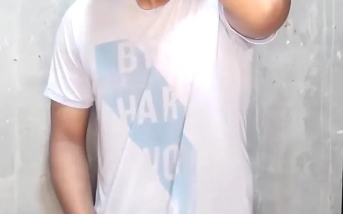 Viral boys: Hot Young Man Masturbates in His Room