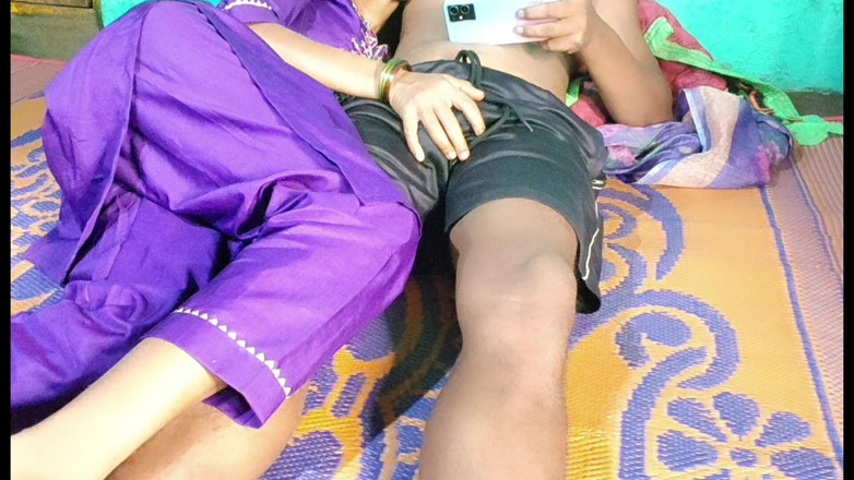 Graju1244: A Cute Hottest Girl and Her Boyfriend Was Watching Sex...