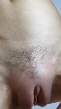 Napumpovaná kundička vymačká všechno sperma z velkého čůráka