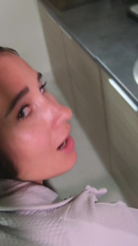 Éjaculation protéinée du matin après une baise rapide