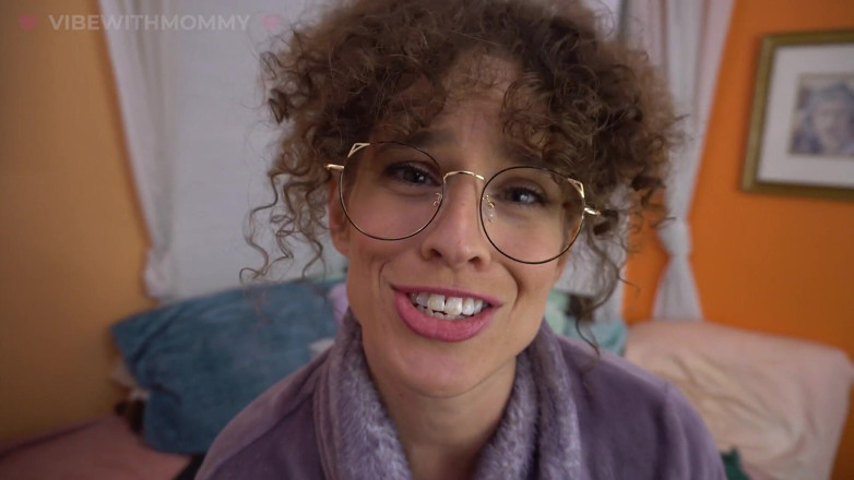 VibeWithMommy: Bv y más allá mi apestoso coño es grosero