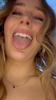 POV with Petite Girl Fiona Peaches