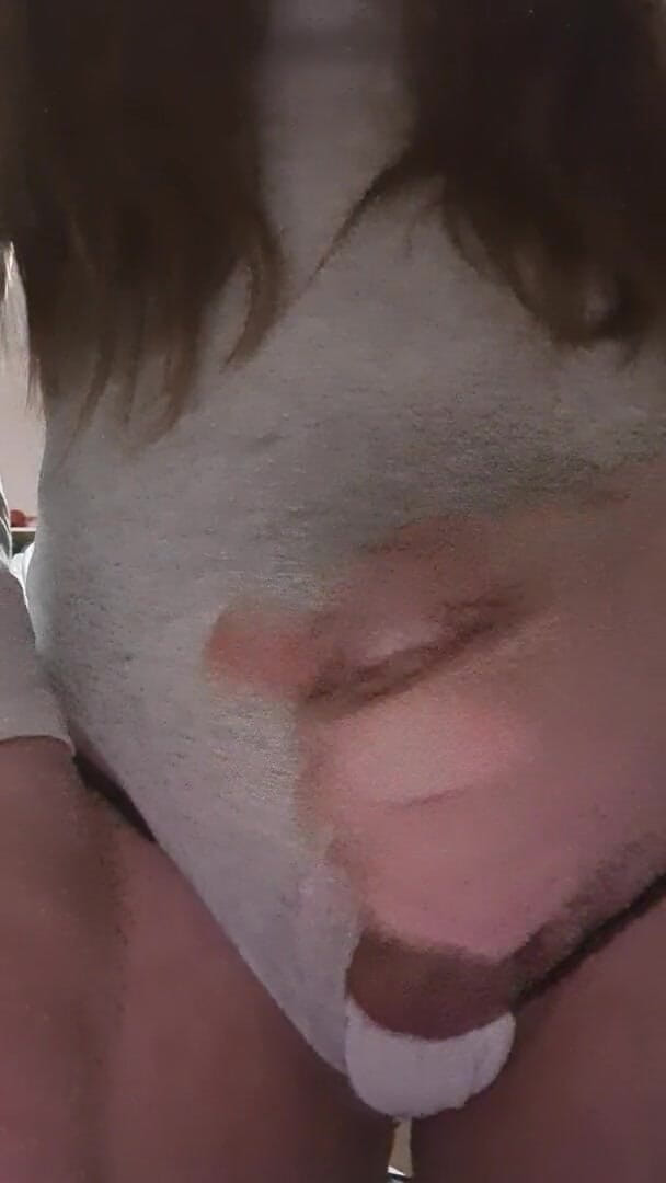 CHLOEcumFUCKme: Chole's cumshot