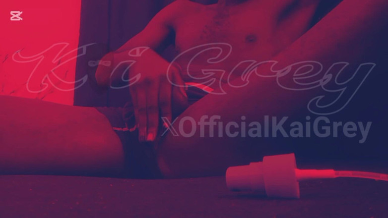 Official Kai Grey: 그녀의 창녀에게 놀고 그녀의 젖꼭지 Clapms의 소리