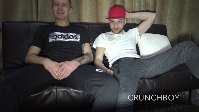 The fuckers raw studio: 2463 sexy chico británico folla crudo xxl pato chico maduro