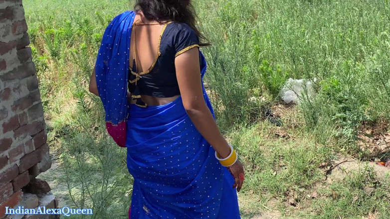 IndianAlexaQueen: Beautiful Indian Desi Chachi first time OutDoor Sex by StepSon...