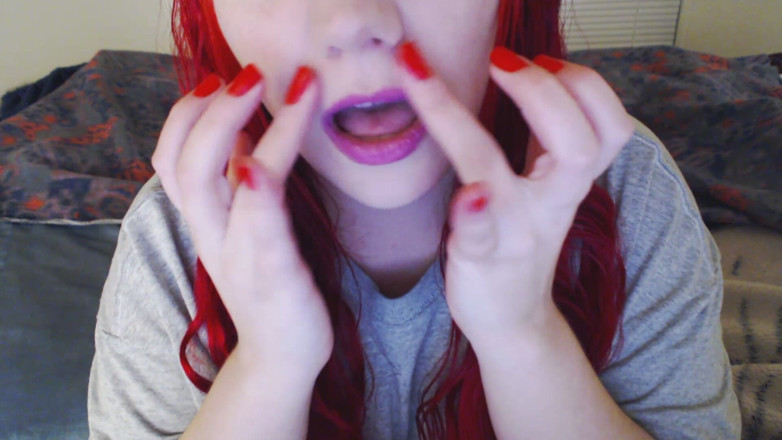 Scarlet Vixen: Gincu dan bibir fetish mulut