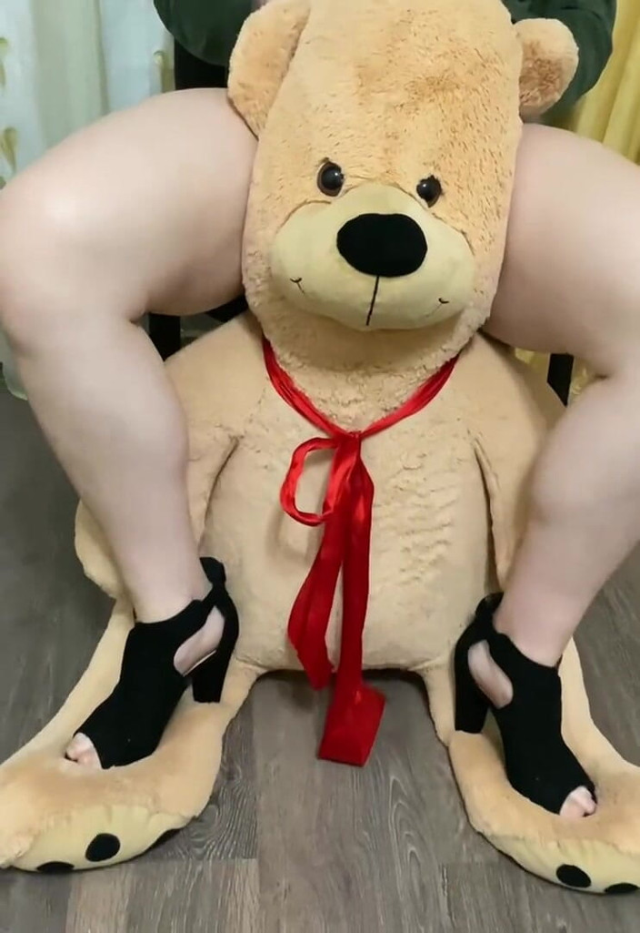 Supernasty: mere pairon ko bure khelon men khelna pasand hai