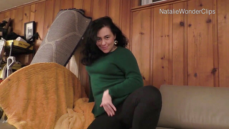 Natalie Wonder: सौतेली मम्मी सौतेली बेटी को शरारती समलैंगिक खेल के साथ रास्ता दिखाती है