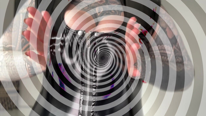 Miss Valentina: Sedotta nella sottomissione ipnotizzato