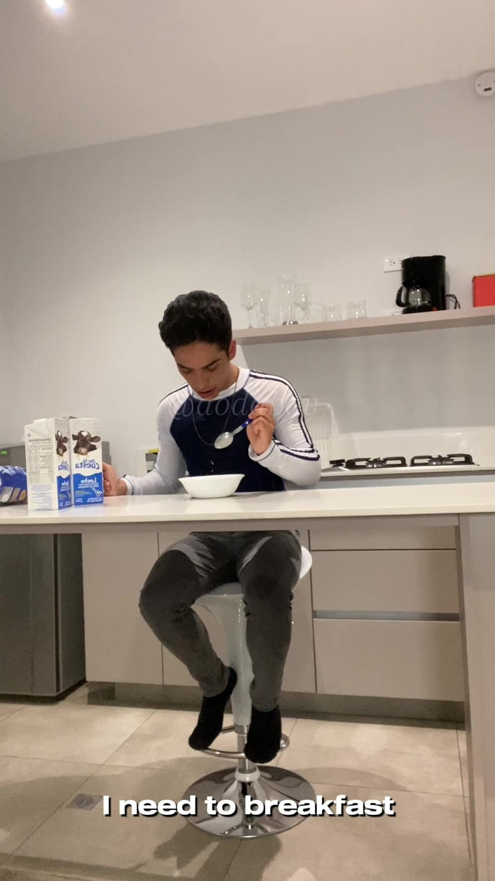 aodaboy: Mandi Dalam Susu Dan