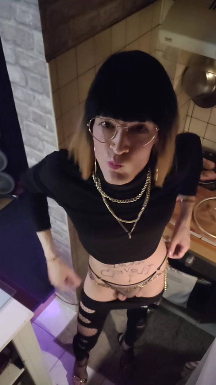 VaneSsa BiTCHx: C4 Whore I Lov U Leggings Griffer Noir Et Heels...