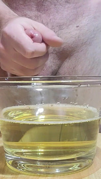 私の精子が尿に入っている